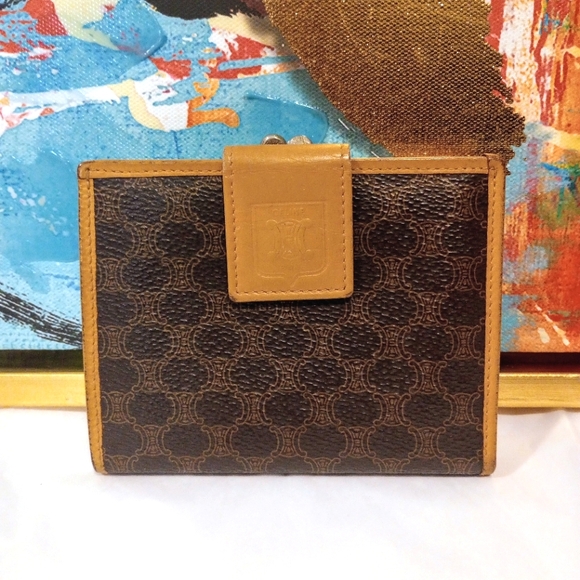 Celine Macadam Kisslock Compact Vintage Wallet GUC - Picture 1 of 16